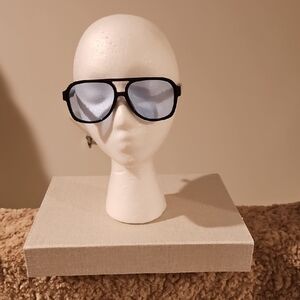 Womens Black Frame Light Blue Lens Sunglasses - Unbranded